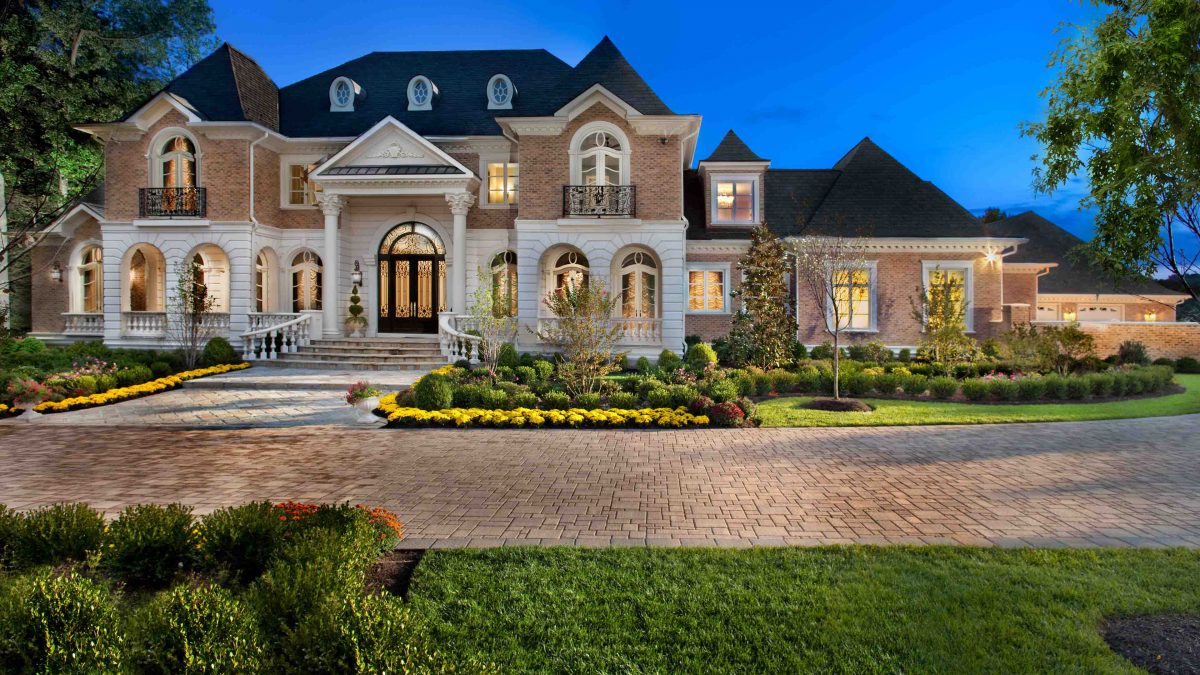 Exterior of Dream House, Mansion with circular driveway