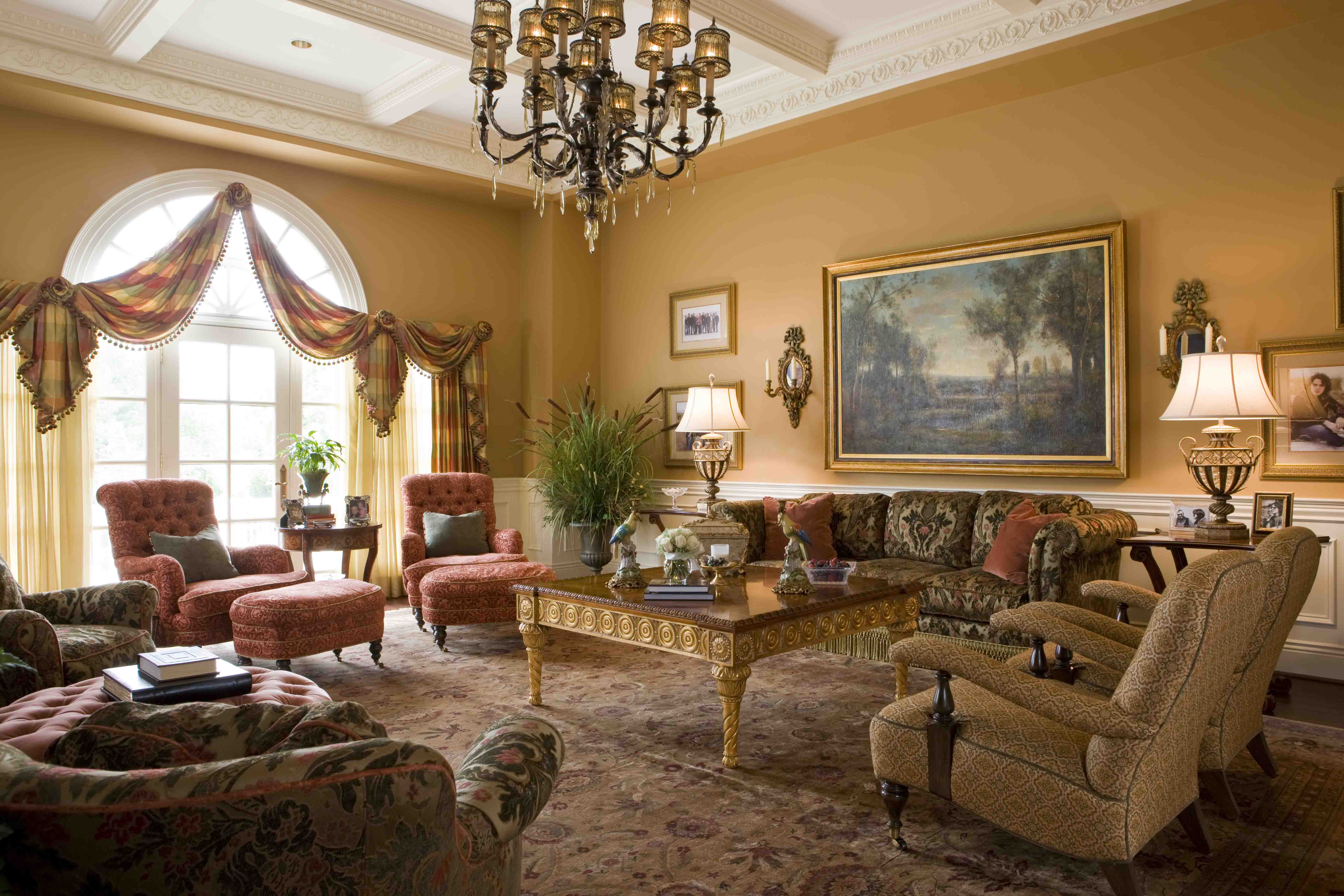 Grand salon in mansion in Potomac, Maryland